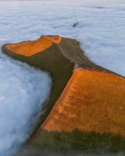 PEN Y FAN WINTER WEEKEND